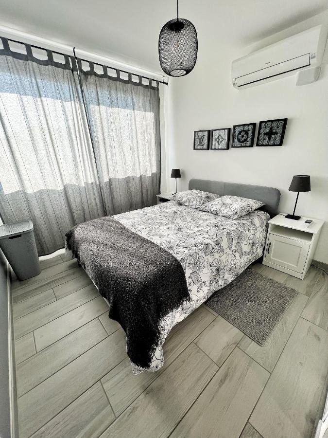 לה רושל Les Appartements Du Carnot - Terrasses Et Jardins מראה חיצוני תמונה